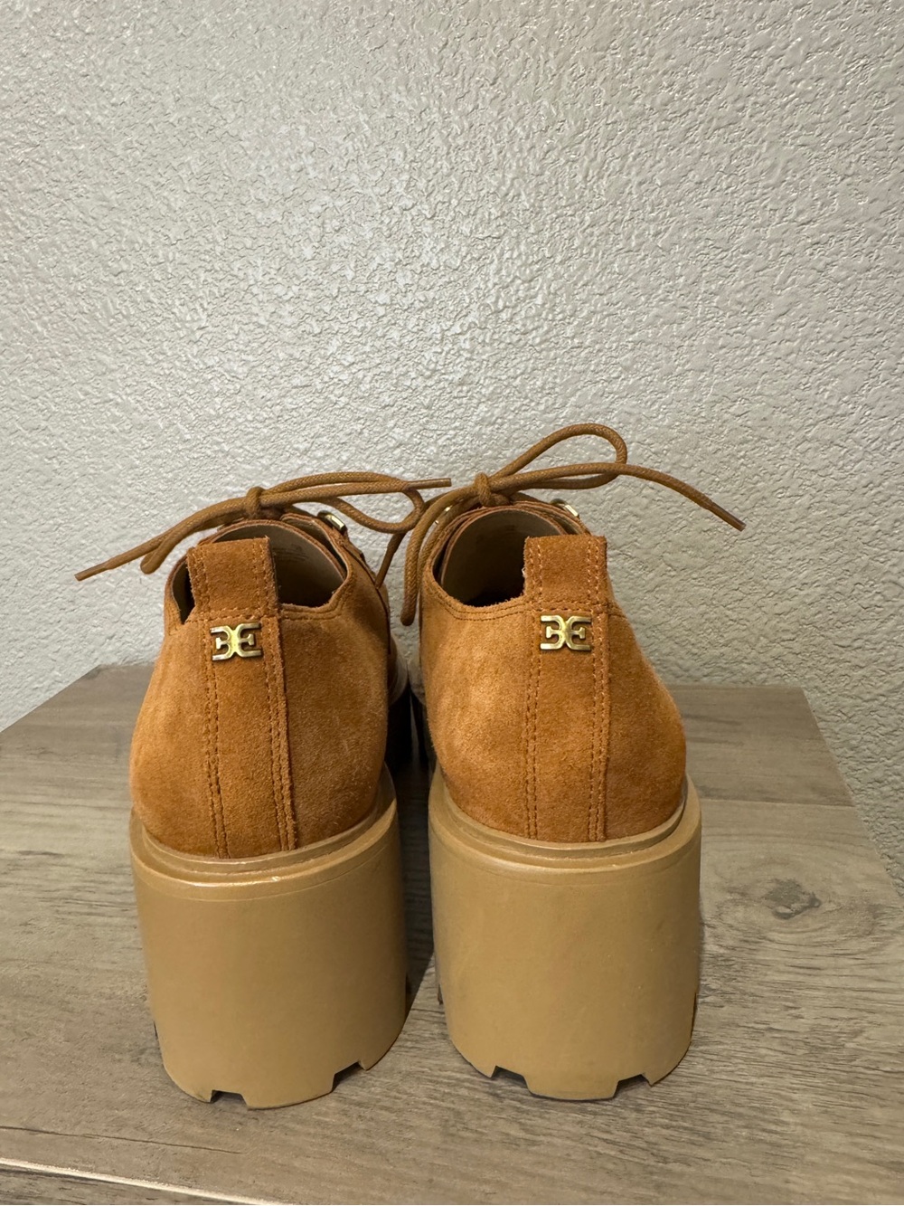 Sam Edelman Monna Cognac Suede Lug Sole Platform Oxford Shoes Size 9 - Picture 3 of 8